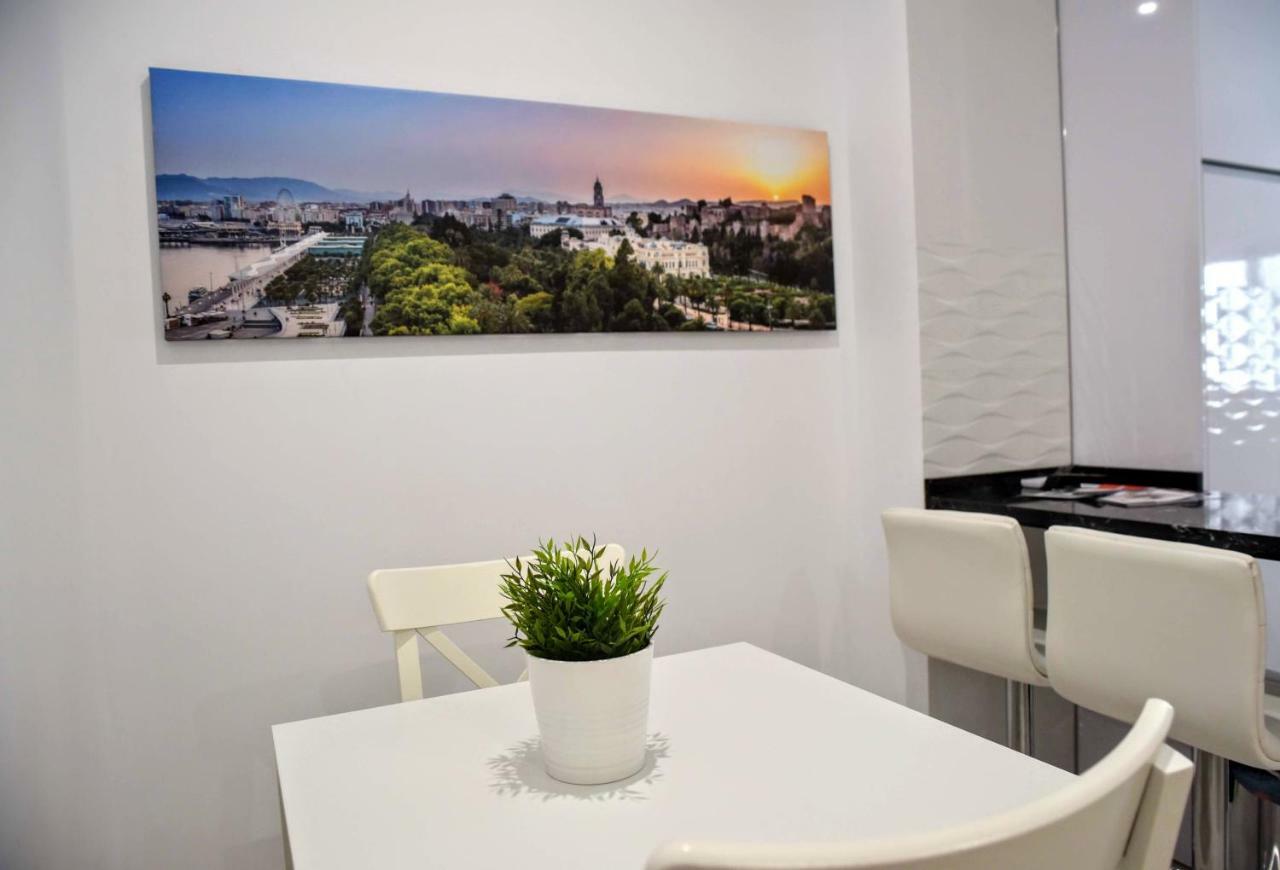 Cozy Apartment City Center マラガ エクステリア 写真